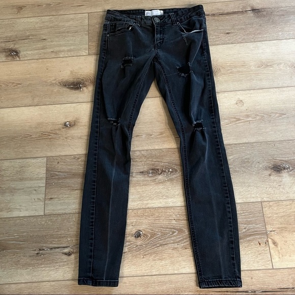 𝅺RSQ Ibiza skinny black distressed jeans, size 7, super stretchy. - Picture 3 of 9